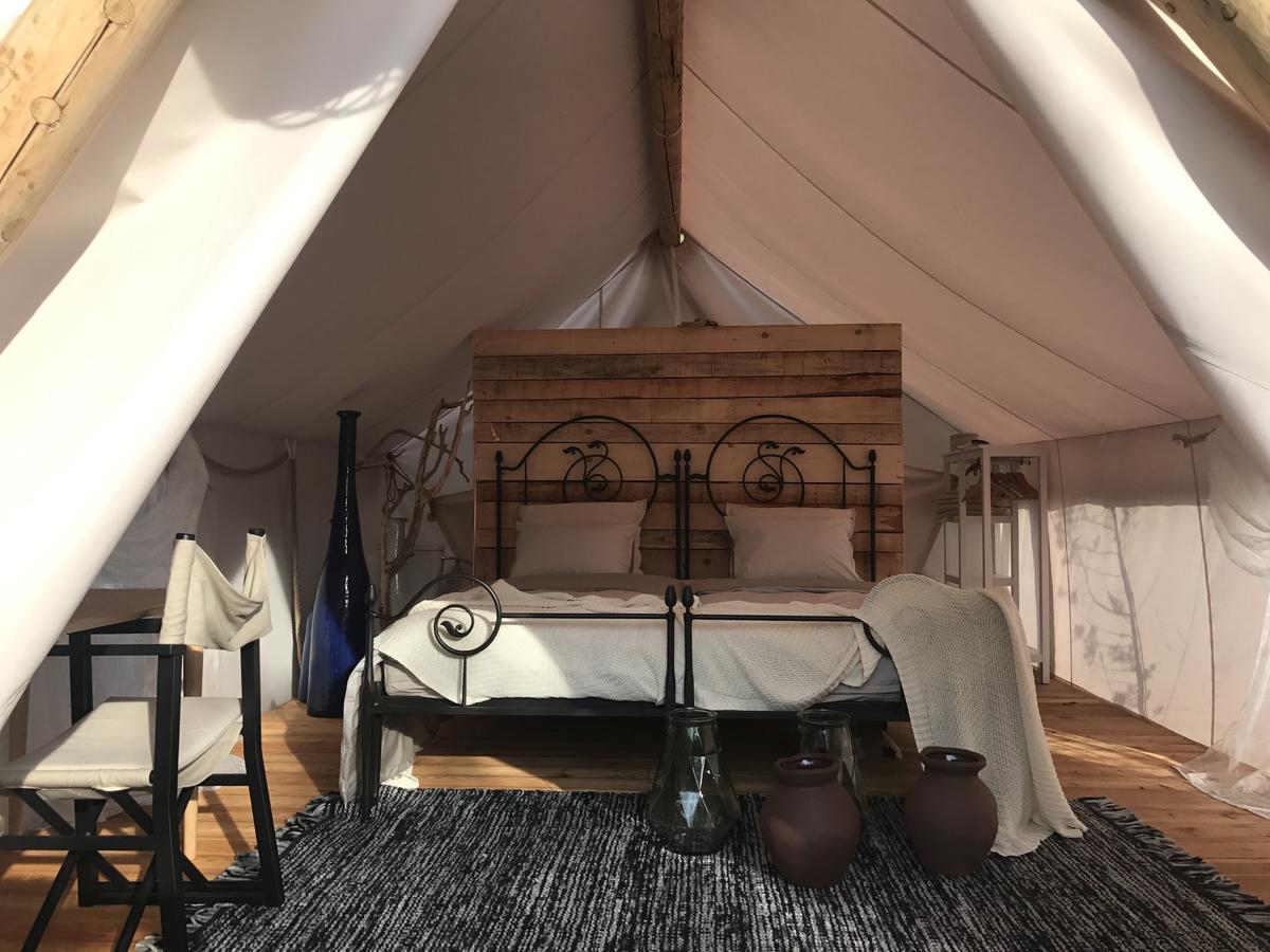 Plage Cachee - Glamping Vrboska Eksteriør bilde